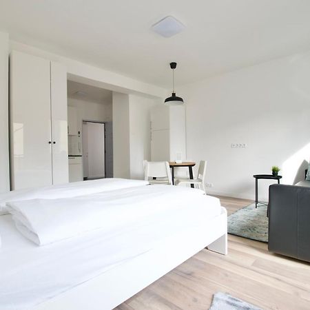 Standard Apartment By Hi5 - Dessewffy 37 Suites Budapest Esterno foto