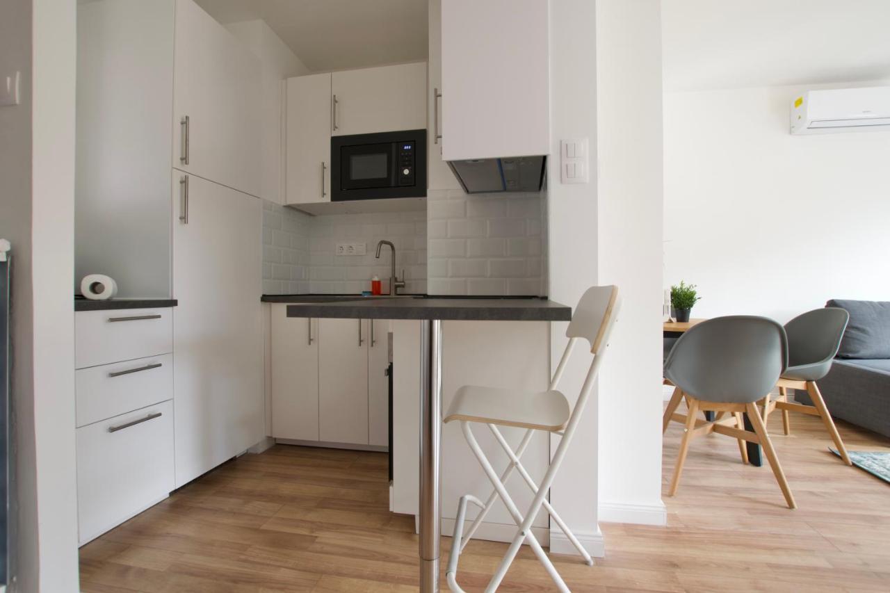 Standard Apartment By Hi5 - Dessewffy 37 Suites Budapest Esterno foto