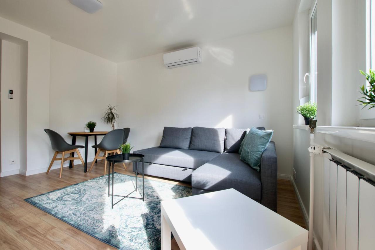 Standard Apartment By Hi5 - Dessewffy 37 Suites Budapest Esterno foto