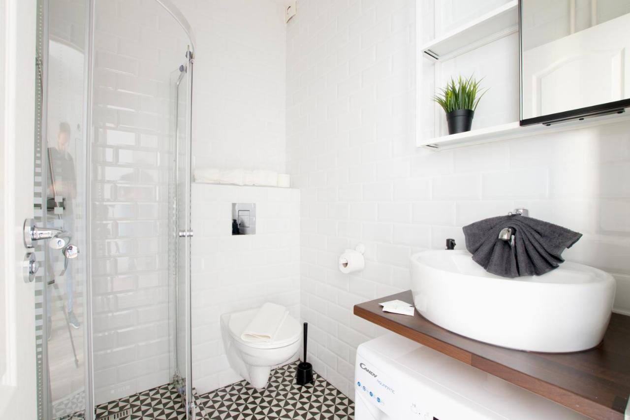 Standard Apartment By Hi5 - Dessewffy 37 Suites Budapest Esterno foto