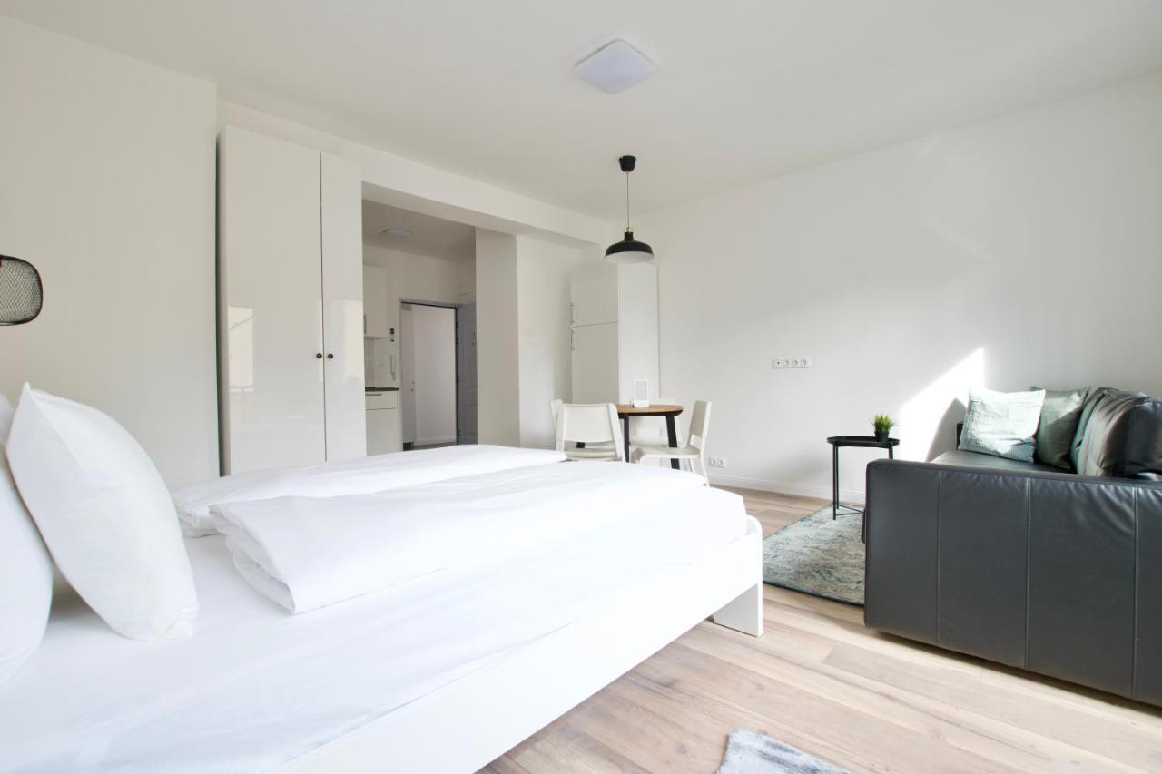 Standard Apartment By Hi5 - Dessewffy 37 Suites Budapest Esterno foto